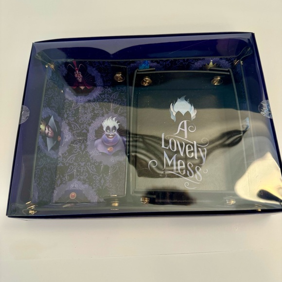 NWT. Disney Trinket Tray - Villains - 2-piece valet faux leather tray set - Picture 2 of 10